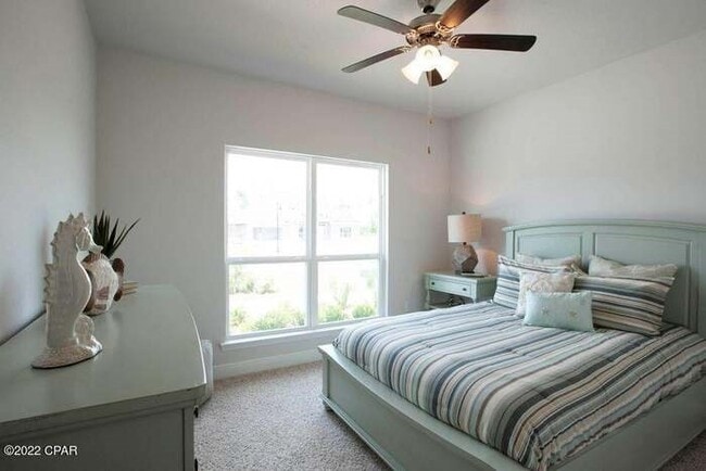 Building Photo - 248 Sea Grv Wy