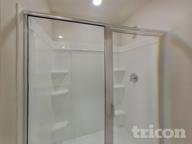 Building Photo - 202 Garrison Grove Dr