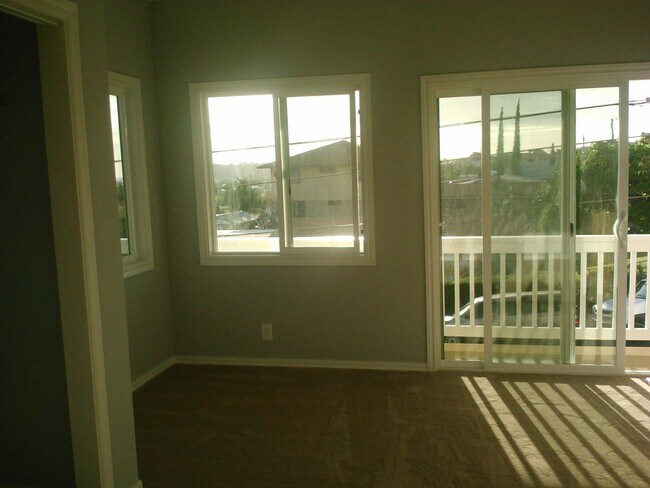 Building Photo - 92-353 Laaloa St