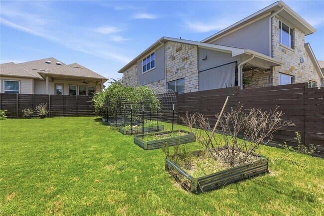Building Photo - 7220 Poulain Dr