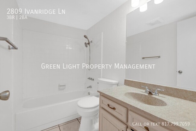 Building Photo - 2809 Ivanridge Ln