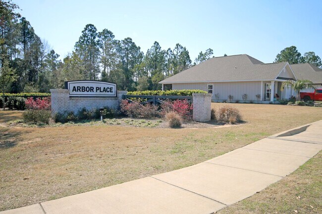 Building Photo - Stunning Modern 4-Bed, 2-Bath Home in Arbor Ridge – High Ceilings, Open Floor Plan, Granite Kitch...