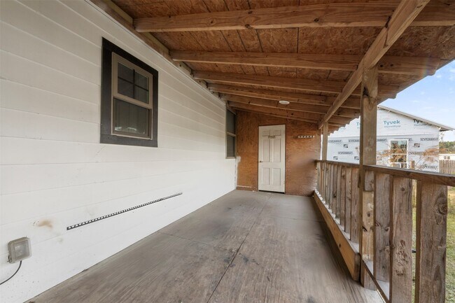 Building Photo - 394 Rd 5102
