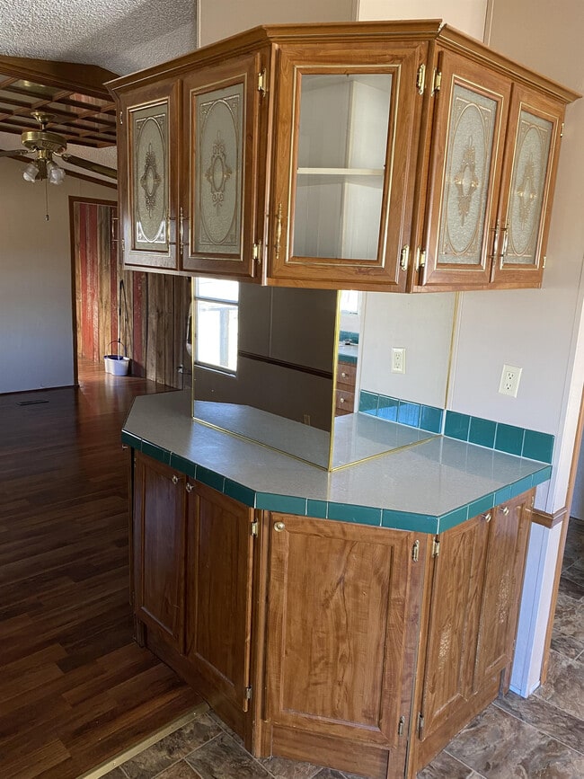 Building Photo - 307 Piper Dr