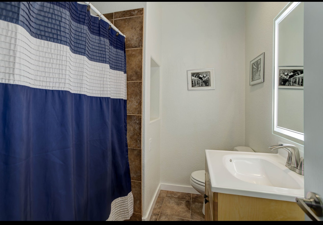 Basement bathroom - 2305 Eagles Nest Dr
