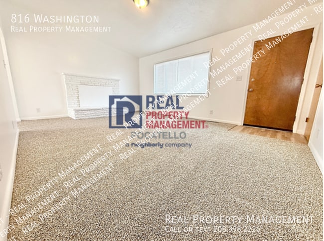 Building Photo - 816 Washington-