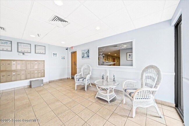 Building Photo - 1095 N Hwy A1A