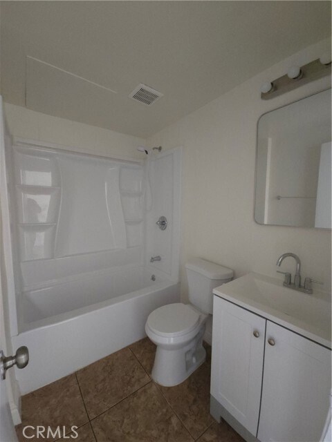 Building Photo - 5333 Hyde St