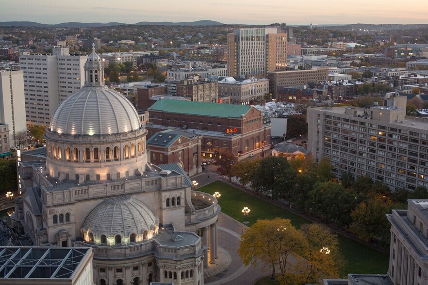 Building Photo - 30 Dalton St