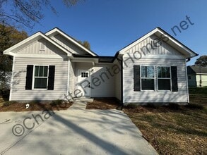Building Photo - Modern New Build in Gastonia – 3BR/2BA with fenced yard