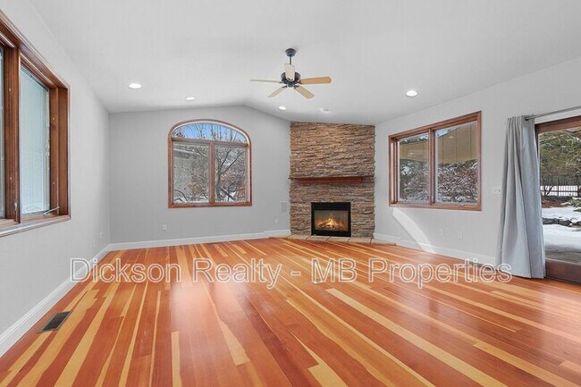 Building Photo - 711 Aspen Trail