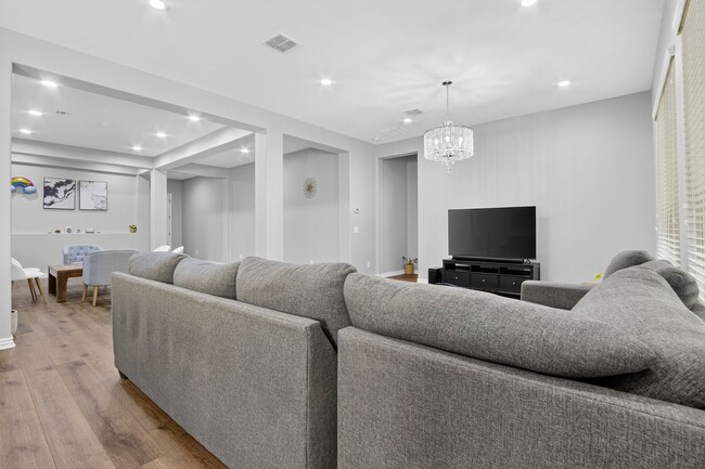 Building Photo - Beautiful Single-Story Home in Popular Adora Trails