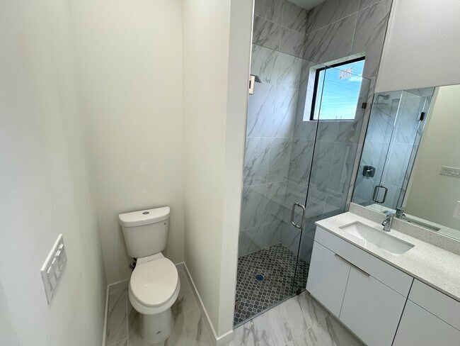 Building Photo - 1247 Kismet Pkwy