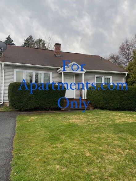 Building Photo - 105 Hunt Ave