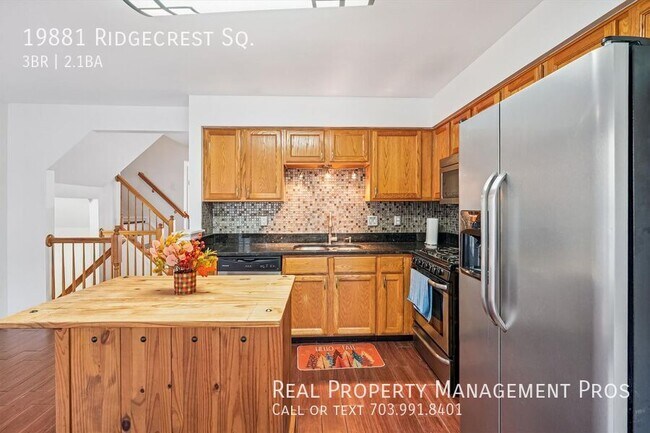 Building Photo - 19881 Ridgecrest Square