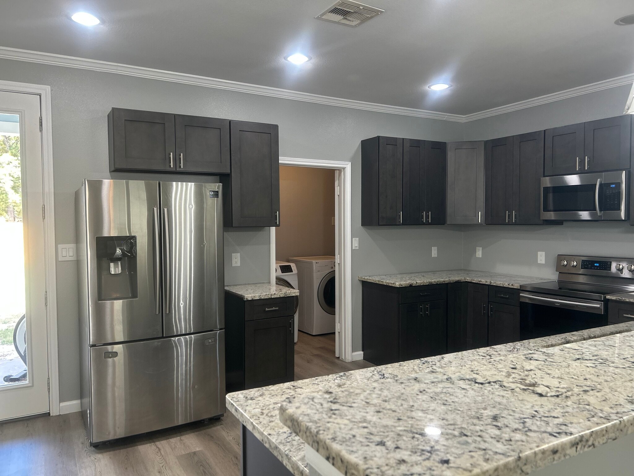 Building Photo - 6599 Johnson Ln