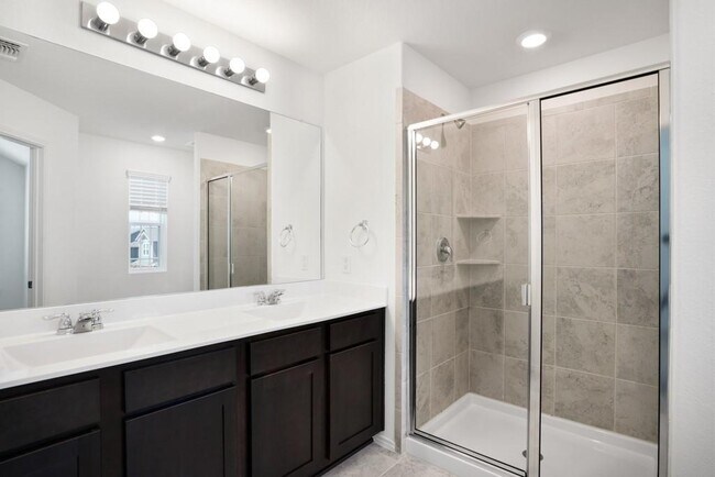 Building Photo - 15200 Spruce Frost Cv