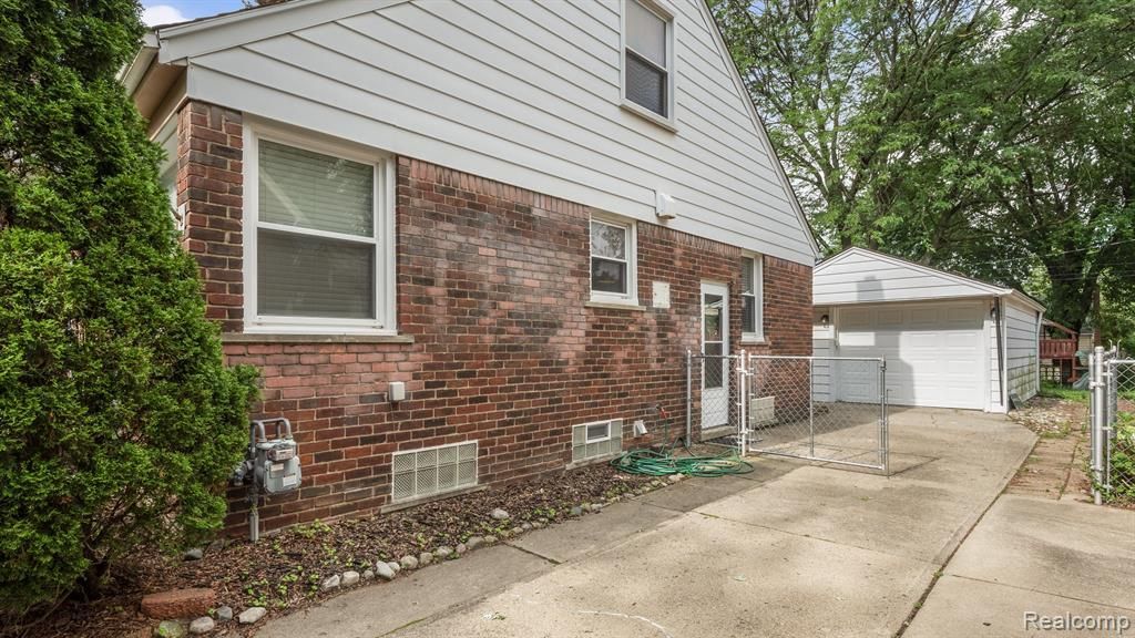 Building Photo - 3536 Cornell St