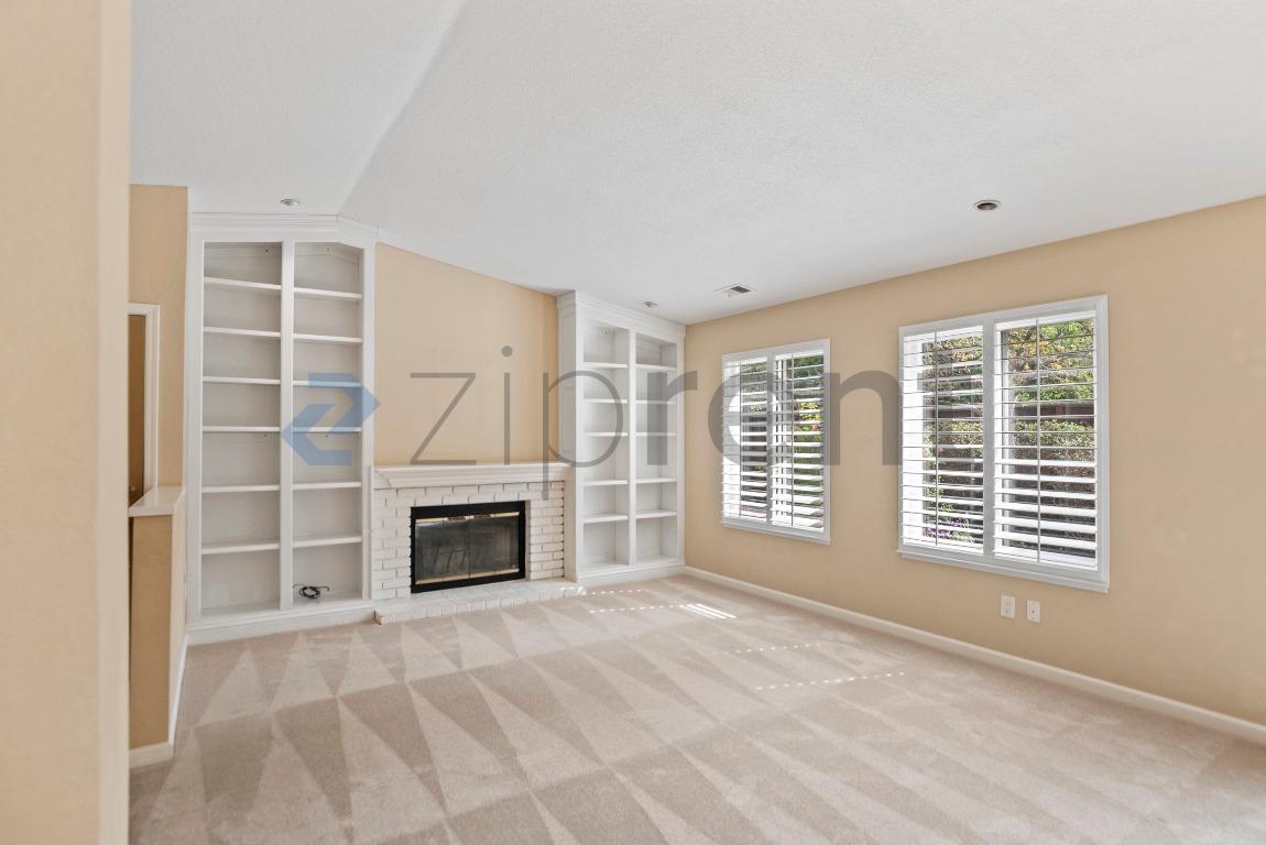 Building Photo - 6 Sandpebble Ct