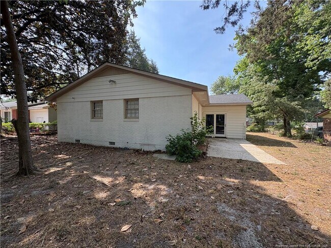 Building Photo - 4334 Forest View Dr