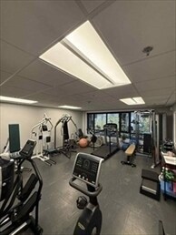 Building Photo - 13 Fuller St