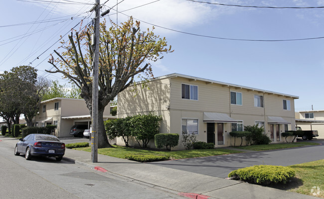 Building Photo - Orchard Townhomes