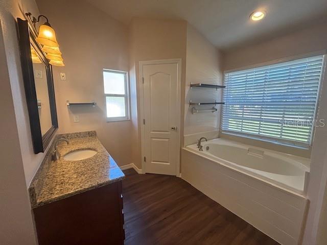 Building Photo - 736 Sunflower Dr