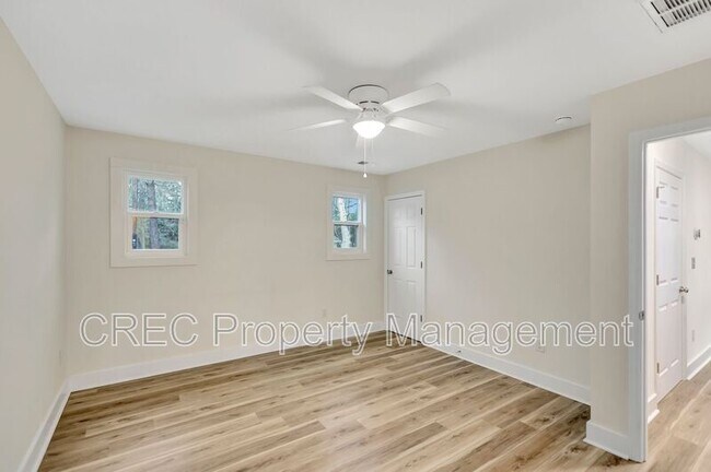 Building Photo - 6961 Raymond Ave