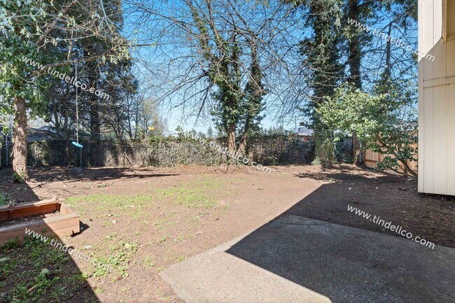 Building Photo - 344-03