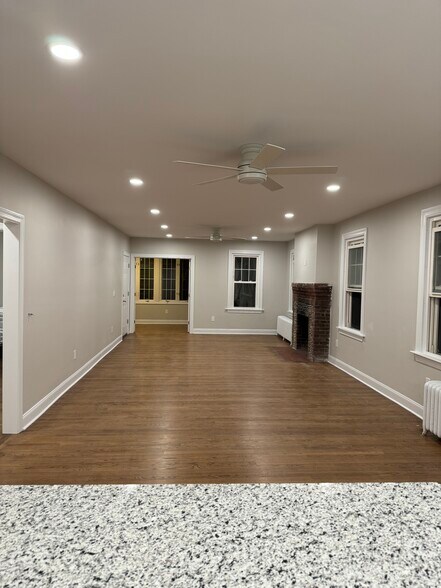 Building Photo - 29 Bretton Rd