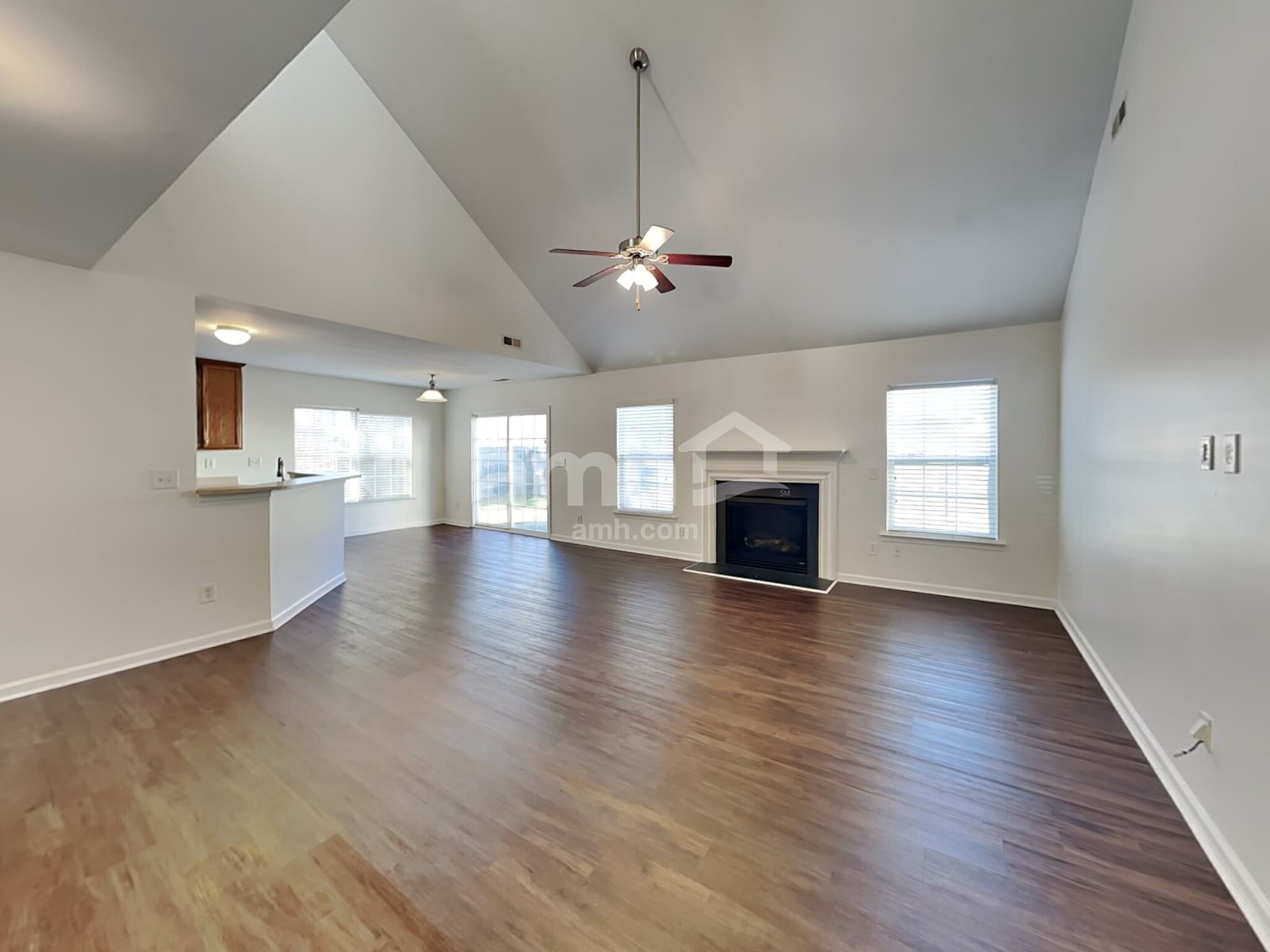 Building Photo - 10538 Samuels Way Dr