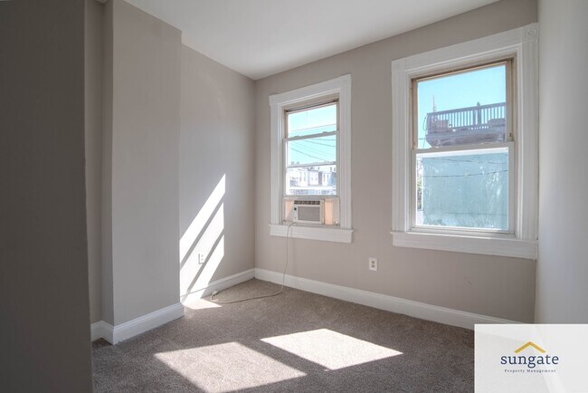 Building Photo - 3507 Elm Ave