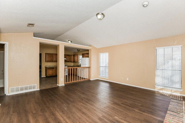 Building Photo - 2521 Galemeadow Dr