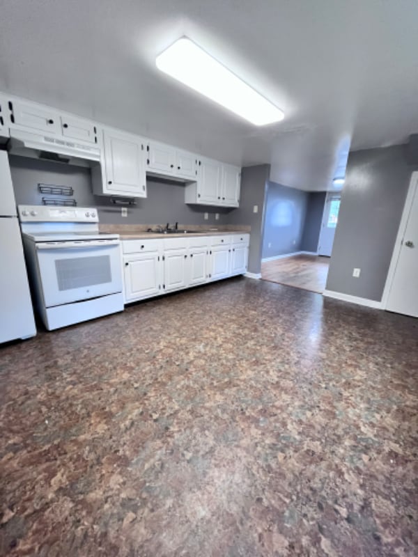 Building Photo - 224 Dingledine St