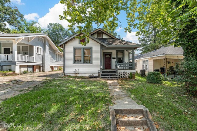 Building Photo - Charming Remodeled Home in the Heart of Sh...