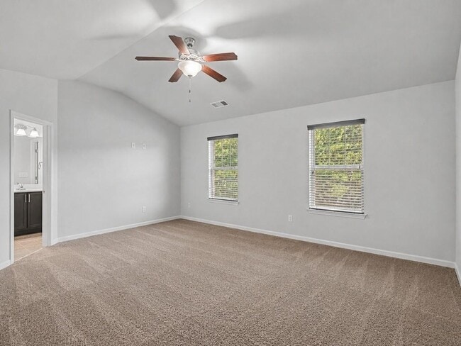 Building Photo - 1305 Chase Ln