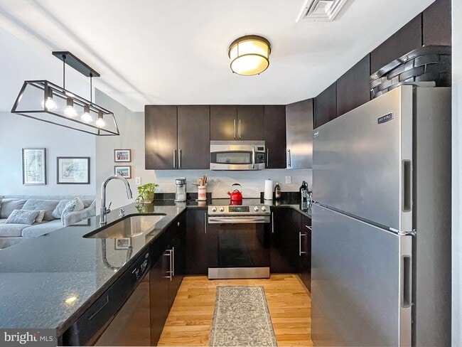 Building Photo - 1367 Florida Ave NE