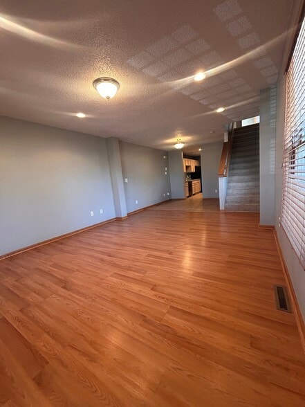 Building Photo - 1829 N Girard Ave