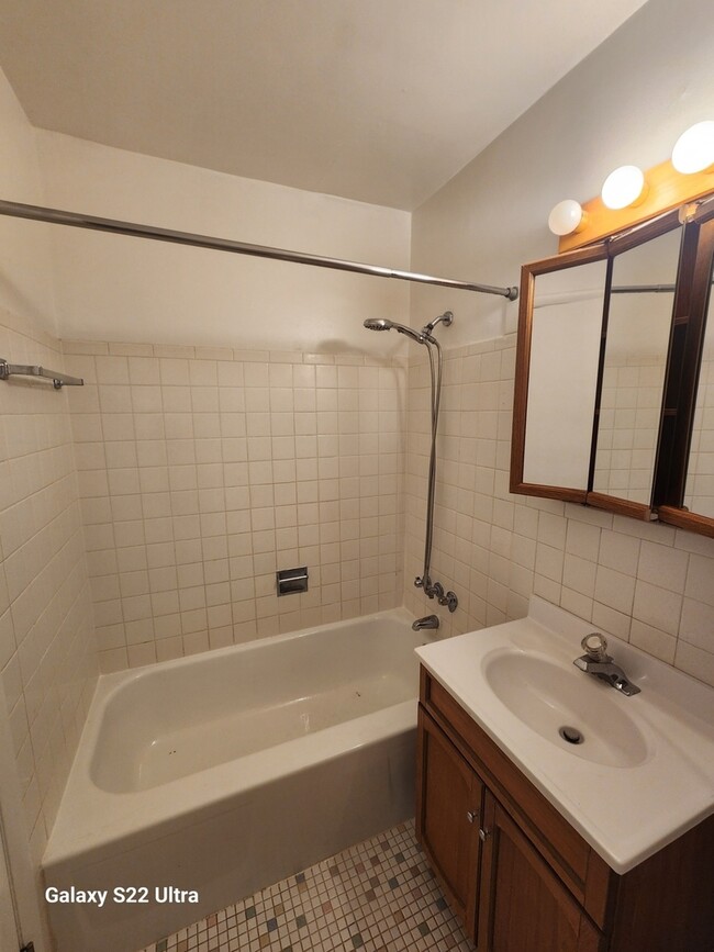 Building Photo - 840 Trace Dr
