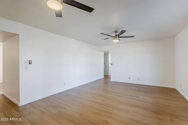 Building Photo - 834 N Constellation Way