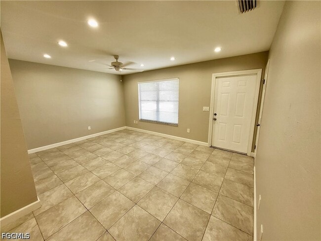Building Photo - 4184 Pine Drop Ln