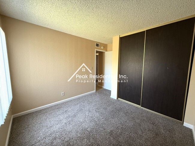 Building Photo - 8907 Rancho Grande Ct