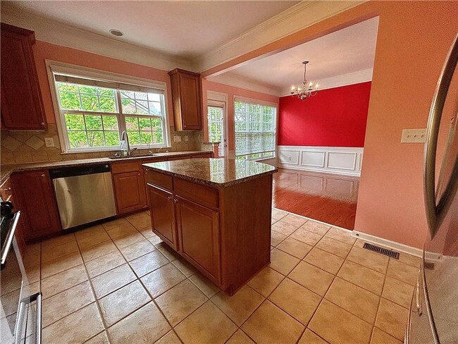 Building Photo - 4692 Wehunt Commons Dr