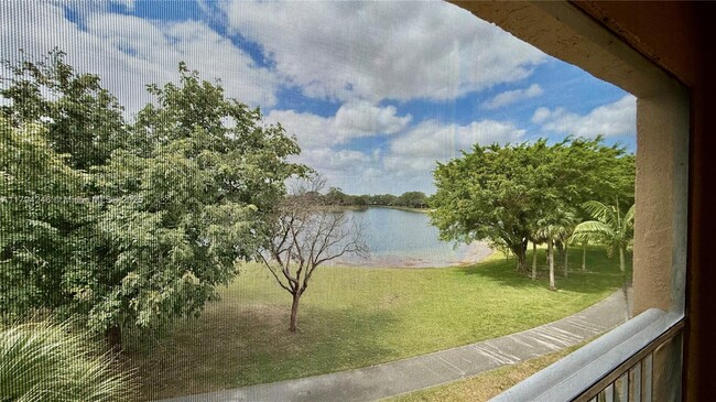 Building Photo - 15330 SW 106th Terrace