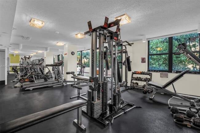 Building Photo - 1500 N Ocean Blvd