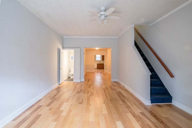 Building Photo - Three Bed East Passyunk Crossing Home