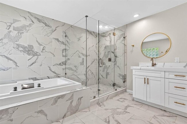 Building Photo - 5107 Lanai Way