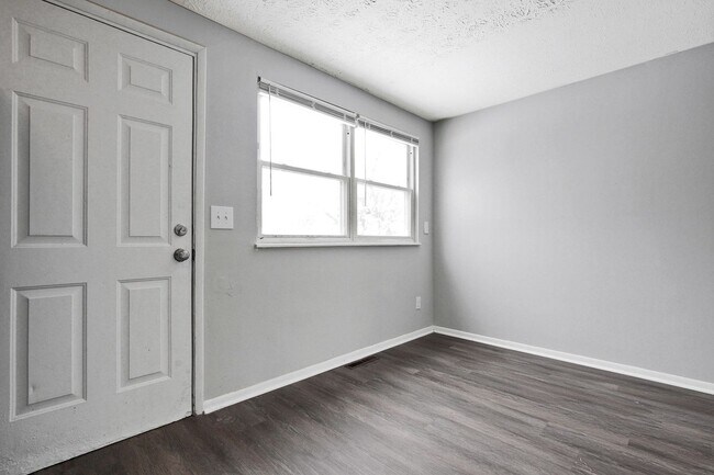 Building Photo - 3751-3753 Briggs Rd