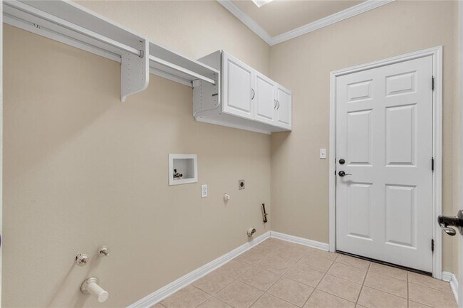 Building Photo - 409 Rio Grande Loop