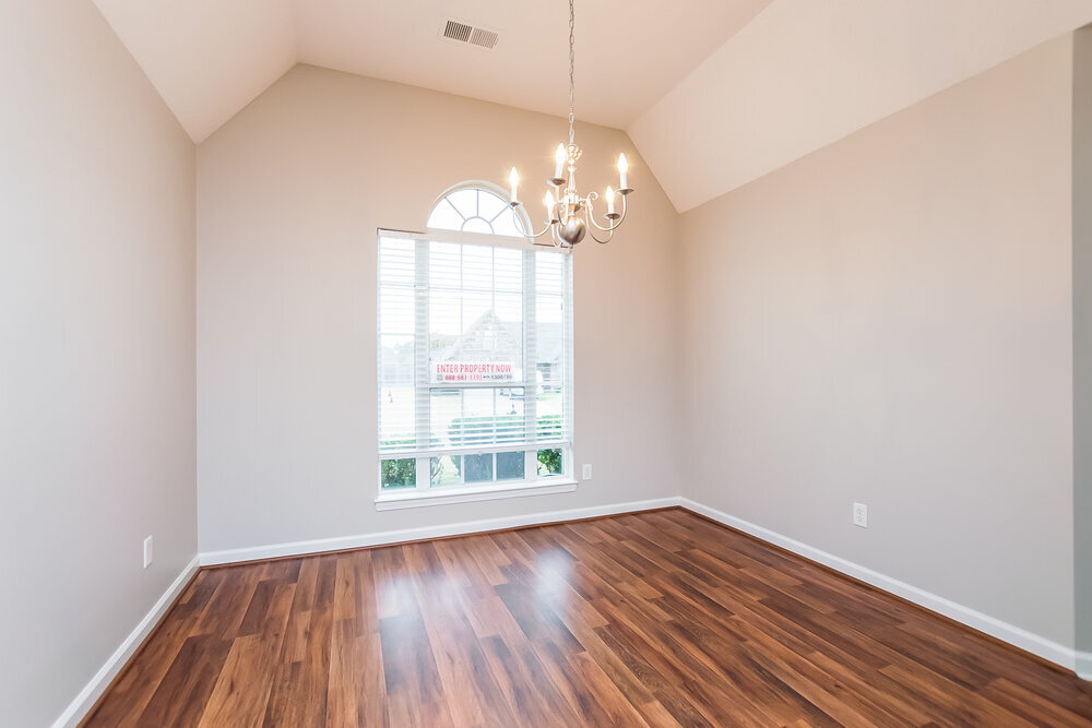 Building Photo - 8332 Pinnacle Dr